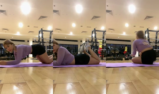 au.moina's Stream - Oct 15, 2026, 3:46 PM