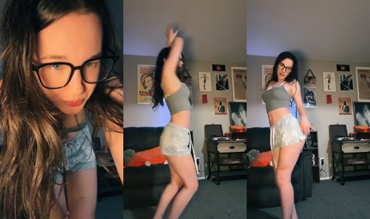bellybbelle's Stream - Jul 28, 2026, 4:21 AM