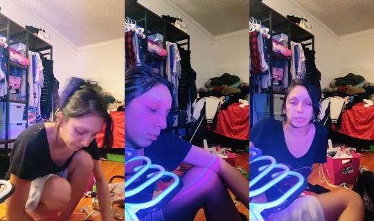 bunny.boo1900's Stream - Aug 9, 2026, 3:22 AM
