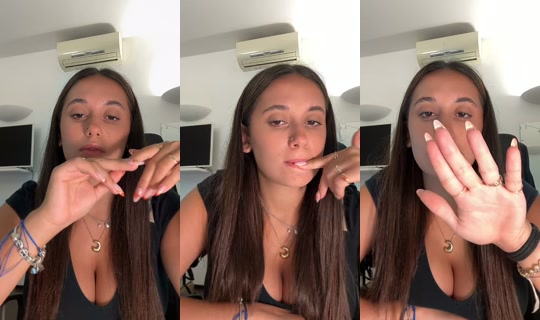 chloecarnevaletti's Stream - Jul 28, 2026, 11:36 AM