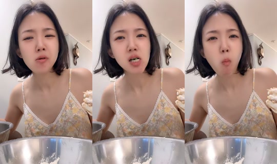 coreana.unnie's Stream - Sep 20, 2026, 12:59 AM
