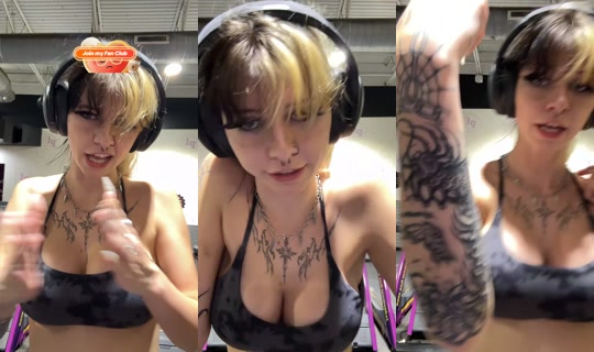 cyberbunniex's Stream - Oct 8, 2026, 2:38 AM