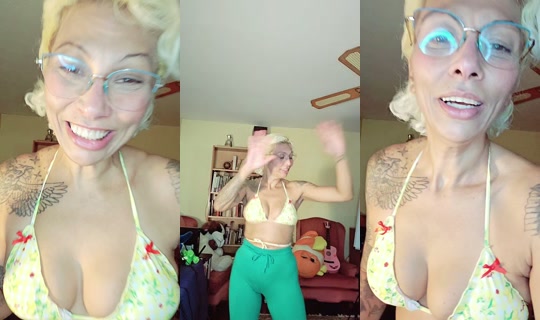 dollpeekaboo's Stream - Aug 7, 2026, 2:44 AM