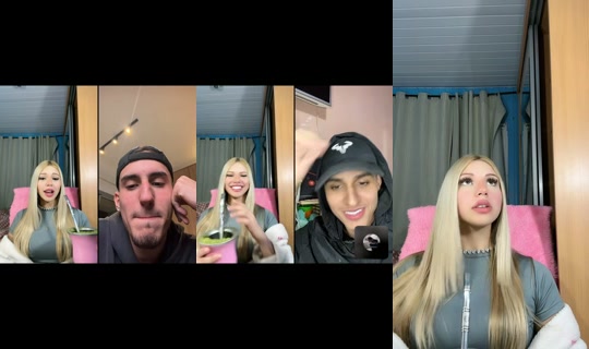 dooartess의 방송 - 2026년 8월 24일 AM 4:44