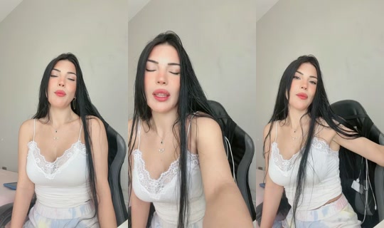 Stream ni esmermelek_o7 - Hul 28, 2026, 11:10 AM