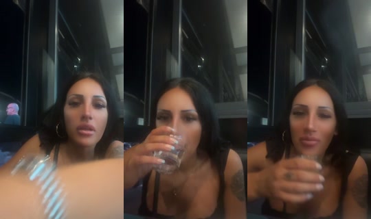 Stream di flavia_desi_vinci - 15 ago 2026, 1:32