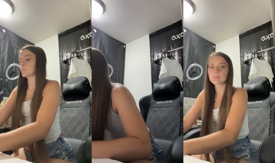 freakklovee's Stream - Jul 29, 2026, 9:42 PM