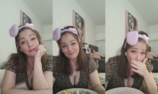 helenavampire7's Stream - Oct 4, 2026, 2:00 PM