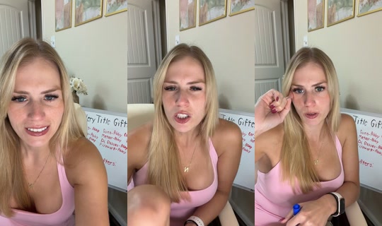 heyitsnicole_22's Stream - Sep 21, 2026, 10:00 PM