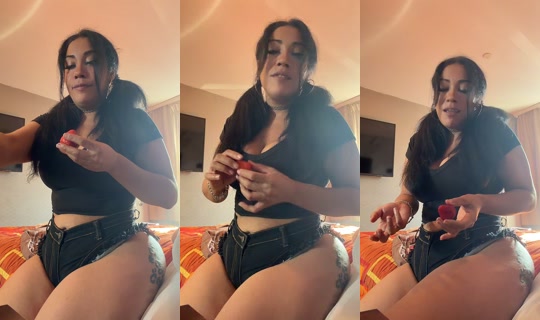 ilovechristinafox's Stream - Aug 4, 2026, 9:35 PM