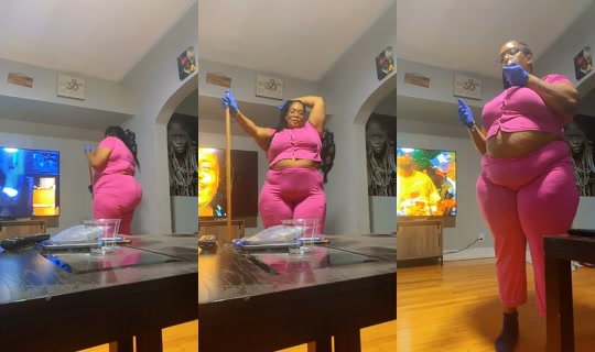imtheone_90's Stream - Aug 4, 2026, 12:28 AM