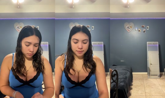 Live de its_.julie22 - 8 de ago. de 2026, 21:31