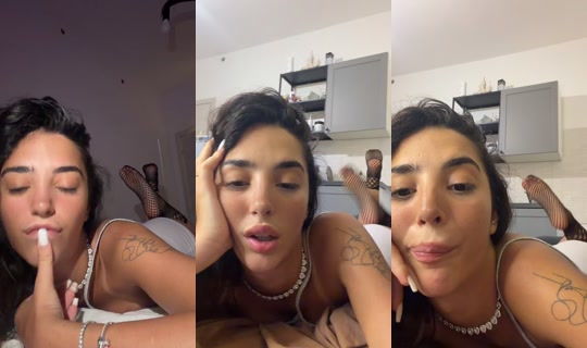 itssfeetreal's Stream - Aug 3, 2026, 8:11 PM