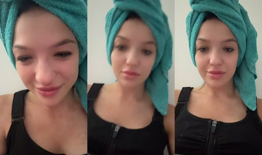 izzi_official's Stream - Jul 13, 2026, 9:42 AM