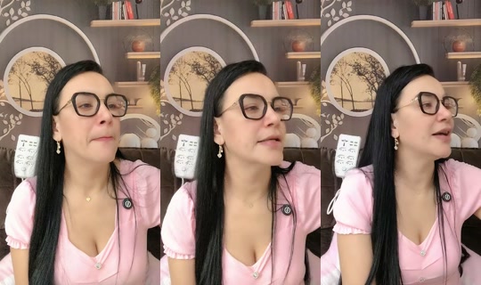 janainajulia81 的直播 - 2026年8月25日 19:45