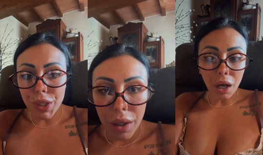 jessicamarrucci の配信 - 2026年7月26日 12:53