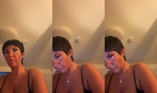 juicy_anahita's Stream - Aug 5, 2026, 10:33 PM