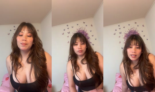 julieinosaka's Stream - Aug 30, 2026, 12:50 PM