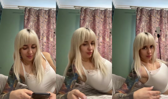 laracharmont's Stream - Aug 27, 2026, 8:44 AM