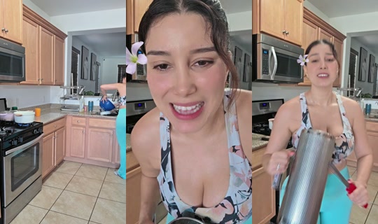 lavidaconcelestee's Stream - Aug 3, 2026, 6:49 PM