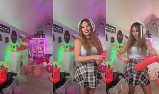 leiaplays_'s Stream - Sep 21, 2026, 9:52 PM