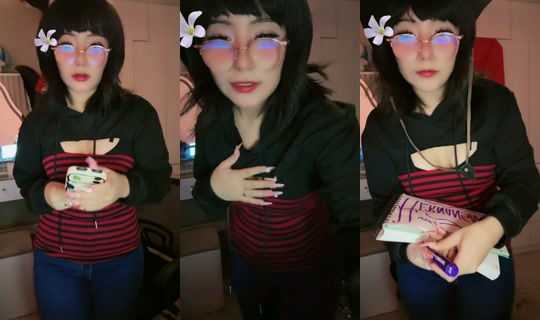 lily_lioon's Stream - Jul 27, 2026, 2:21 AM