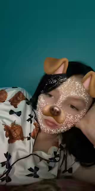 lovelygirl23883