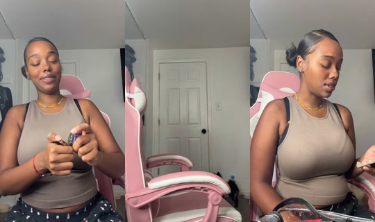 mala_.vee's Stream - Jul 30, 2026, 2:35 AM