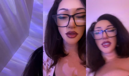 mammaatina's Stream - Aug 4, 2026, 12:39 AM