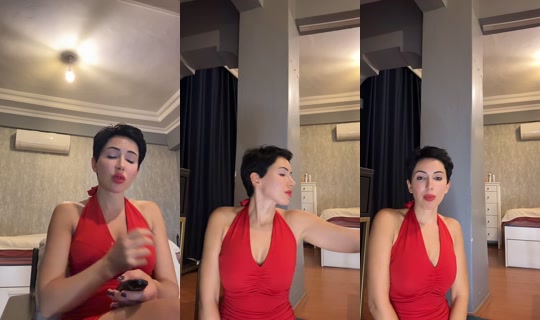 melissword's Stream - Oct 25, 2026, 12:44 AM