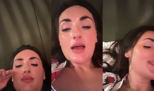 mollieexxx's Stream - Jul 11, 2026, 1:21 AM
