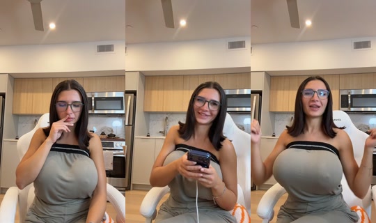 mollykazi's Stream - Oct 6, 2026, 4:37 AM