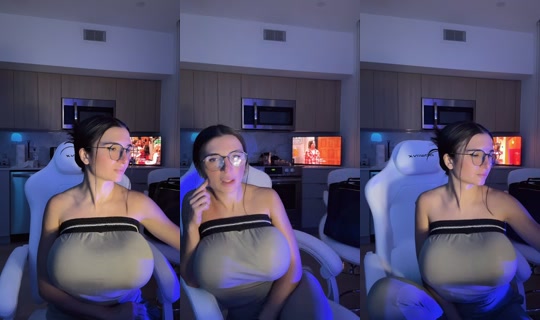 mollykazi's Stream - Oct 8, 2026, 4:09 AM