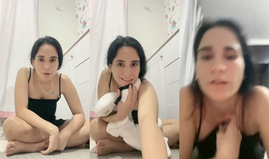 mombykarim's Stream - Jul 22, 2026, 2:59 AM