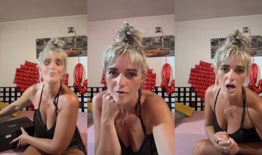 monia.deluxee's Stream - Jul 17, 2026, 7:44 PM