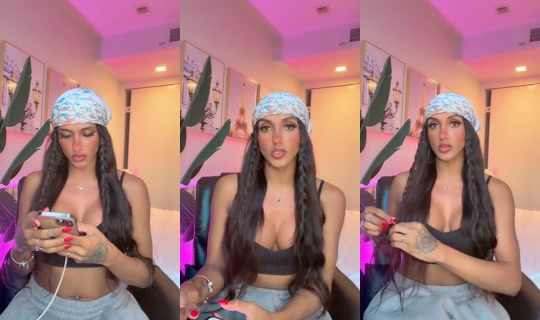 princes_isabella's Stream - Sep 24, 2026, 11:49 PM