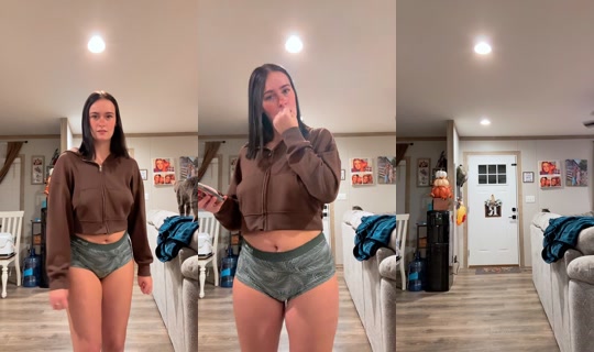 sexylilbrunette's Stream - Jul 20, 2026, 12:58 AM