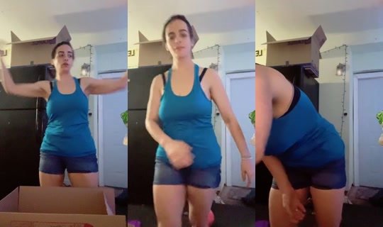 sexymoma24's Stream - Aug 10, 2026, 4:22 PM