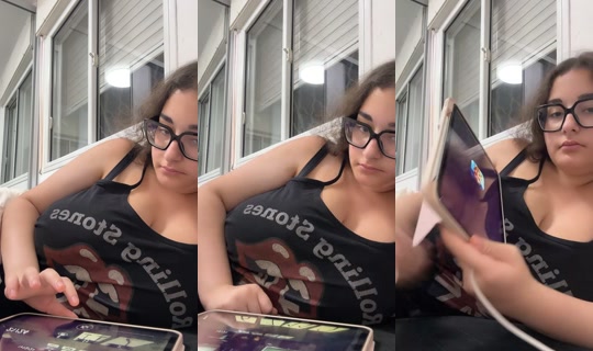 shaked_spam_live's Stream - Aug 22, 2026, 11:31 PM