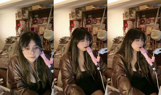 smallbear_22's Stream - Oct 15, 2026, 10:57 AM