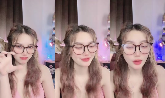 smilemilesssss's Stream - Aug 23, 2026, 7:45 AM
