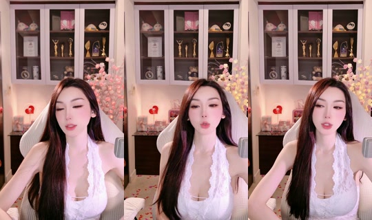 tamara1228's Stream - Oct 21, 2026, 7:42 PM