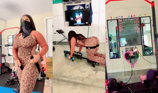 toddynachelle's Stream - Aug 3, 2026, 7:54 PM
