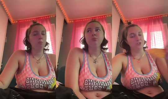 urfavbeardeddragon's Stream - Aug 25, 2026, 5:14 PM