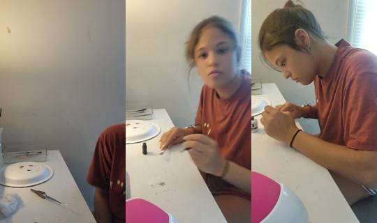 whoisthisgirllol_'s Stream - Aug 3, 2026, 10:55 PM