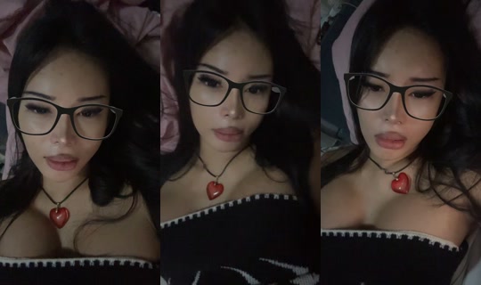 zahira.caramel's Stream - Oct 17, 2026, 4:45 AM