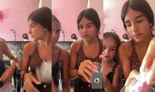 zooesiita__'s Stream - Jul 20, 2026, 11:52 AM