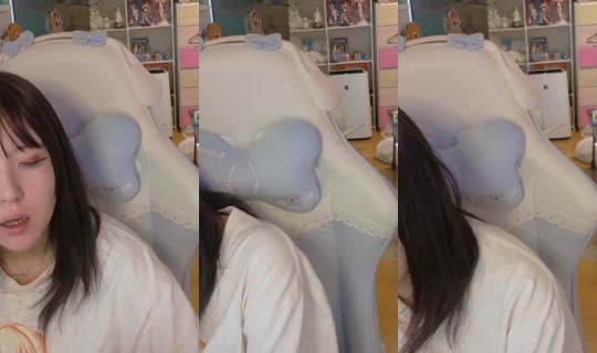 tukishirosama's Stream - Oct 7, 2026, 10:15 PM