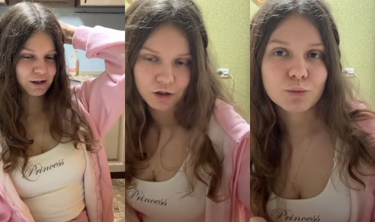 juliaelves's Stream - Oct 18, 2026, 12:36 PM