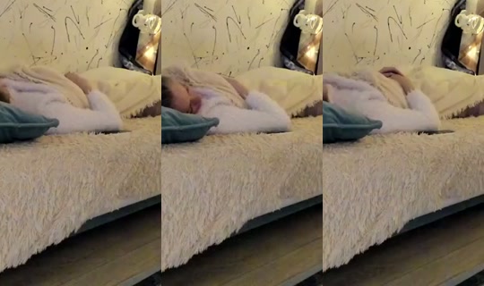 juliebayy's Stream - Oct 30, 2026, 7:26 PM